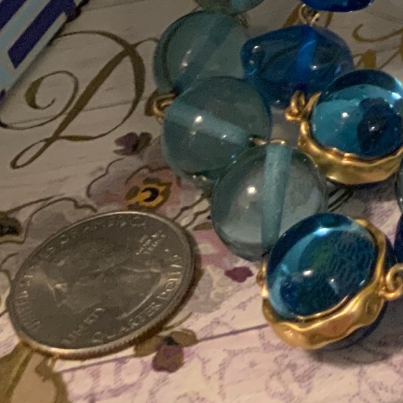 Elegant Blue and Gold Necklace - Picture 6 of 13